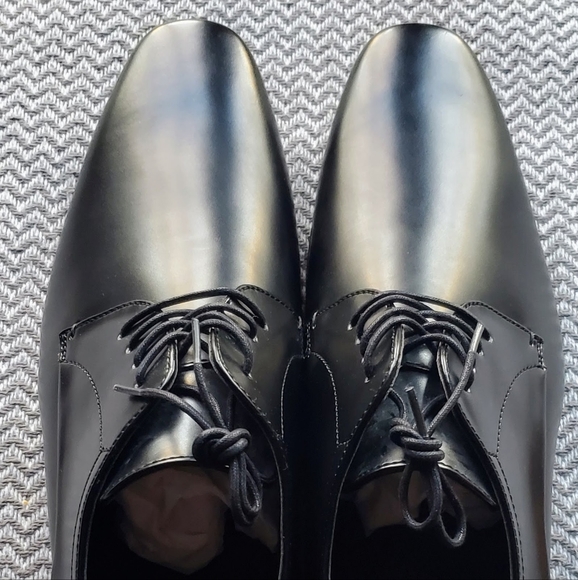 Apt. 9 Men's Dress Shoes--Size 11/Solid Black Color/Elegant/BRAND NEW IN BOX!! - Picture 3 of 8